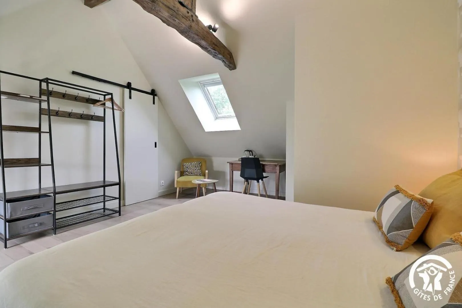 Bed and Breakfast Le Jardin De Quercus Bazouges-la-Pérouse