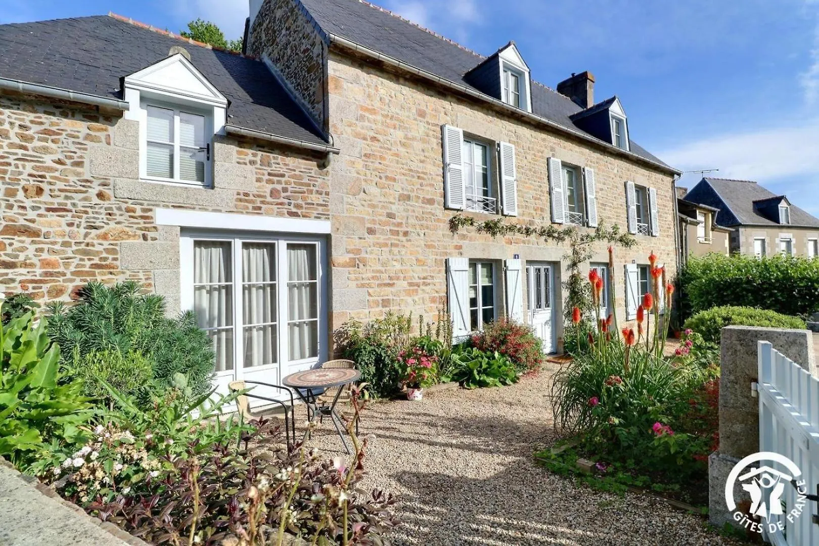Bazouges-la-PérouseLe Jardin De Quercus住宿加早餐旅馆