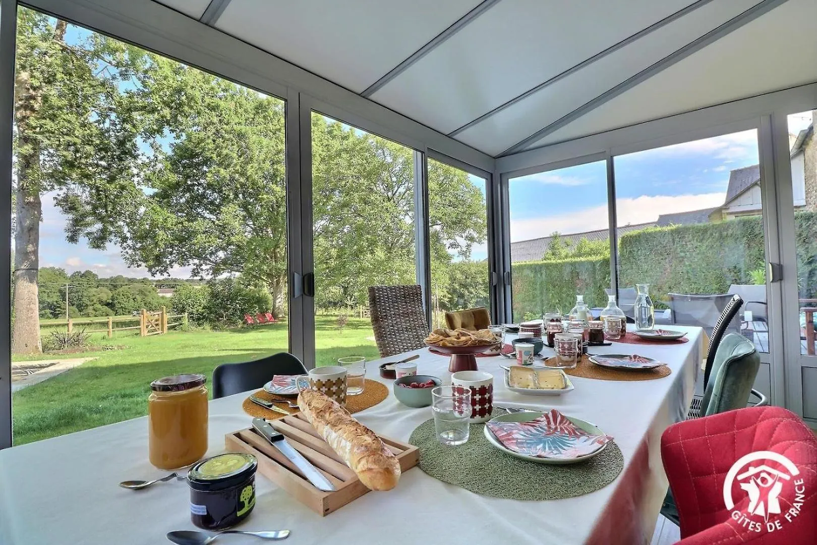 Le Jardin De Quercus Bed & Breakfast Bazouges-la-Perouse 0*,